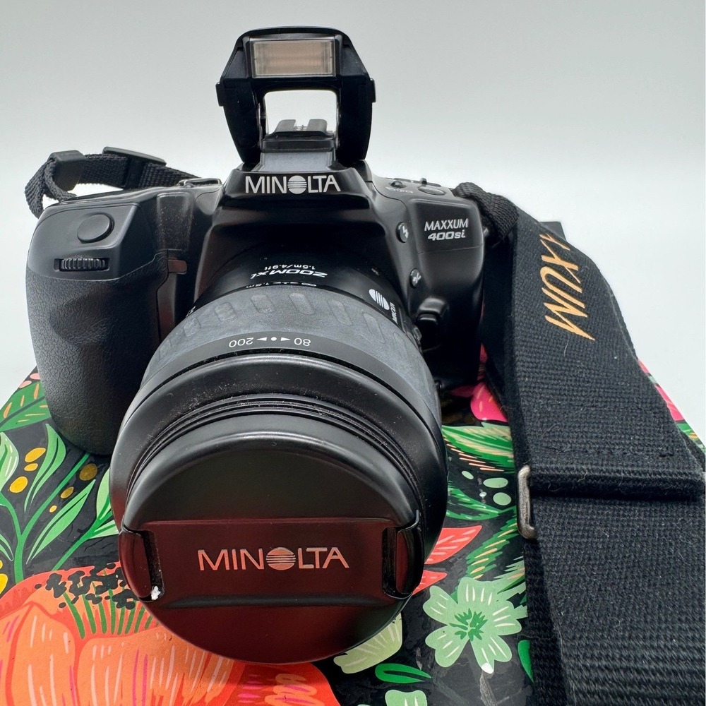 Minolta Maxxum 400si 35mm SLR‎ Film Camera with AF Zoom xi 80-200mm Lens Black
